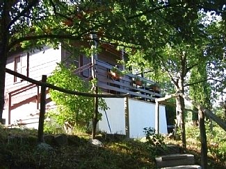 卡索拉-因卢尼贾纳斜顶木屋
